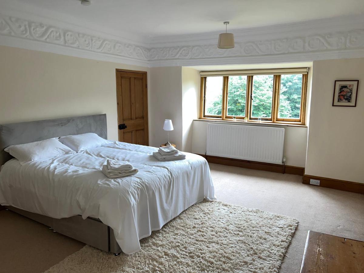 10 Bed Stunning House In Village, With Hot Tub Ovingham Exterior photo
