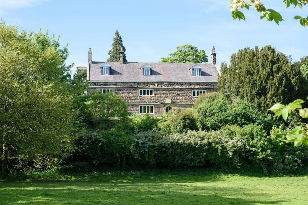 10 Bed Stunning House In Village, With Hot Tub Ovingham Exterior photo